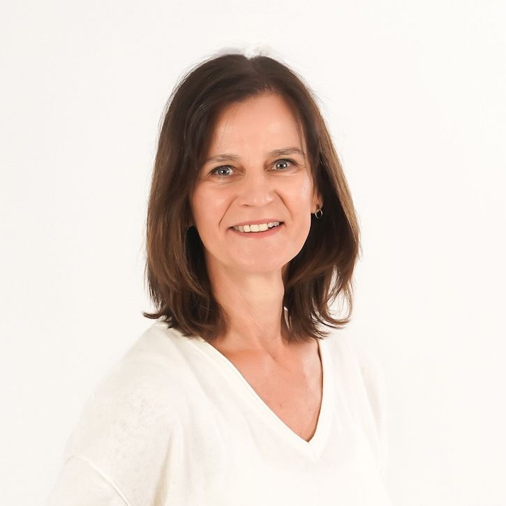 Portraitfoto von Sabine Prummer